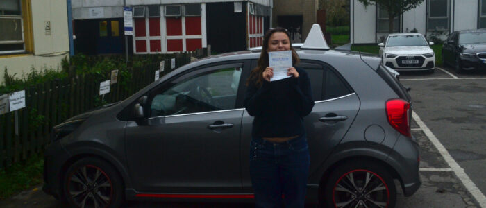 Diving Lessons Bounds Green. Jonila passed first time with Drive with Nik.