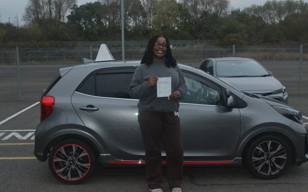 Driving Lessons Enfield. Zoe passed her driving test first time with drive with nik.